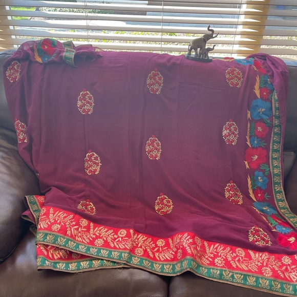 Pure Georgette Embroidered Saree - Picture 5 of 5